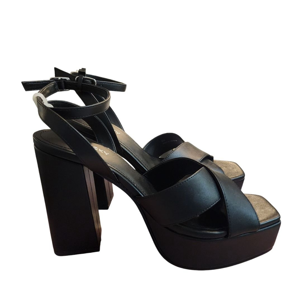 Lisa Vicky Black Leather Platform Strappy Heels Size 8.5, Nordstrom. New in box